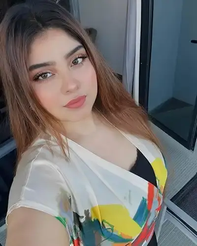 Kanhan Escort